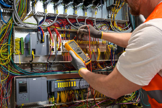 Best Affordable Emergency Electrician  in Warren, MI